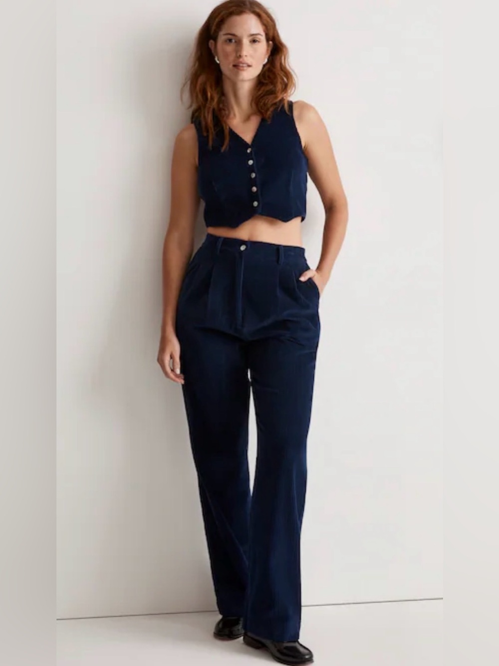 NWT DONNI. Navy Trouser Womens size Small Corduroy Pleated Straight Leg